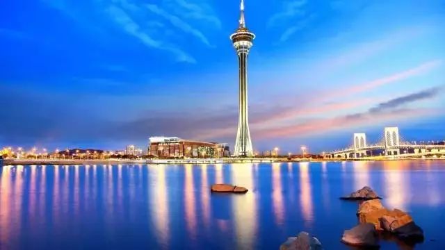 澳门蓝月亮精选免费大全,案例实证分析_CUI55.798曝光版