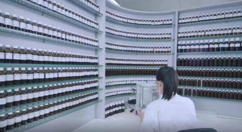 雅迪最新款,科技与时尚的完美融合