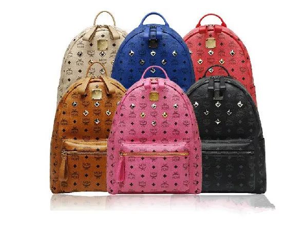 最新款男包,拥抱变化,自信成就梦想之旅的时尚之选