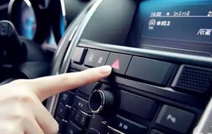 科目三最新灯光,灯光下的温暖,科目三的奇遇