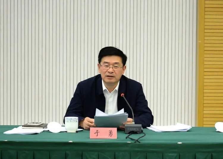 最新财经信息获取与分析步骤指南详解