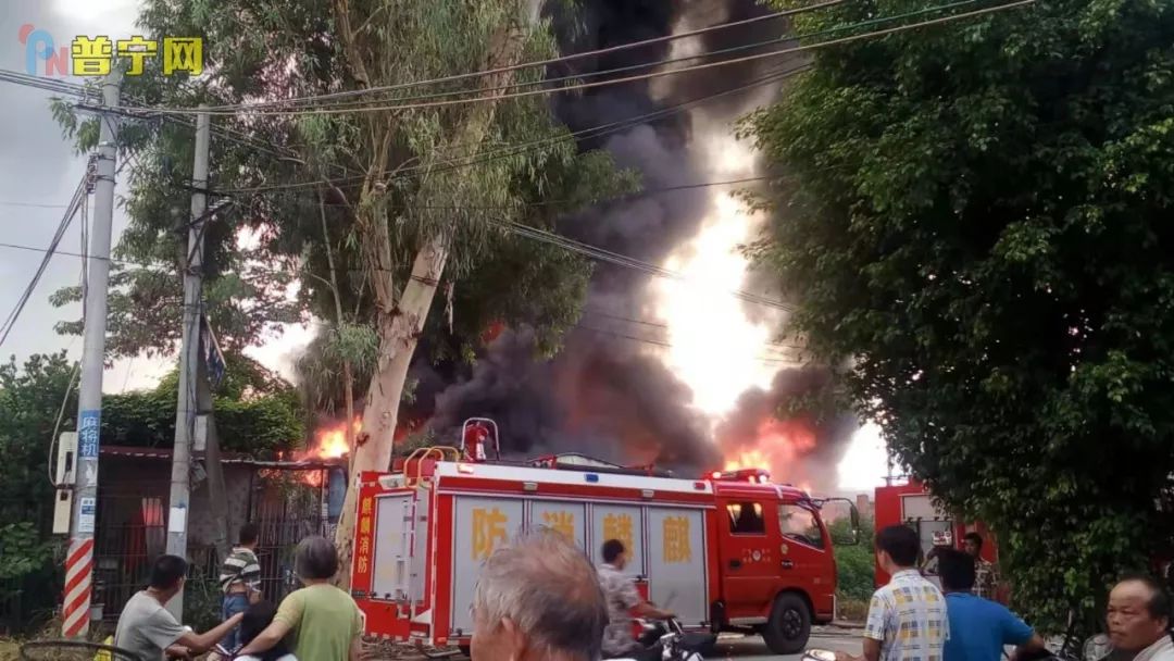 普宁火灾最新情况，火焰中的温情故事