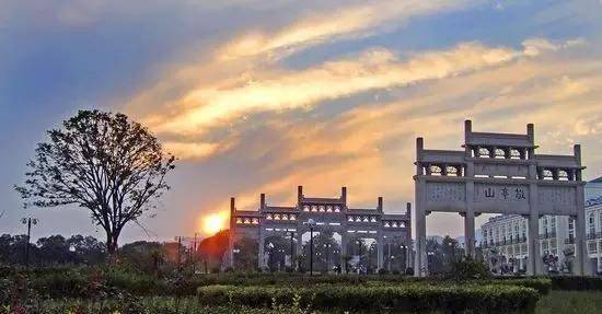 澳门最精准正最精准龙门客栈图库,全方位展开数据规划_RCJ81.127亲和版