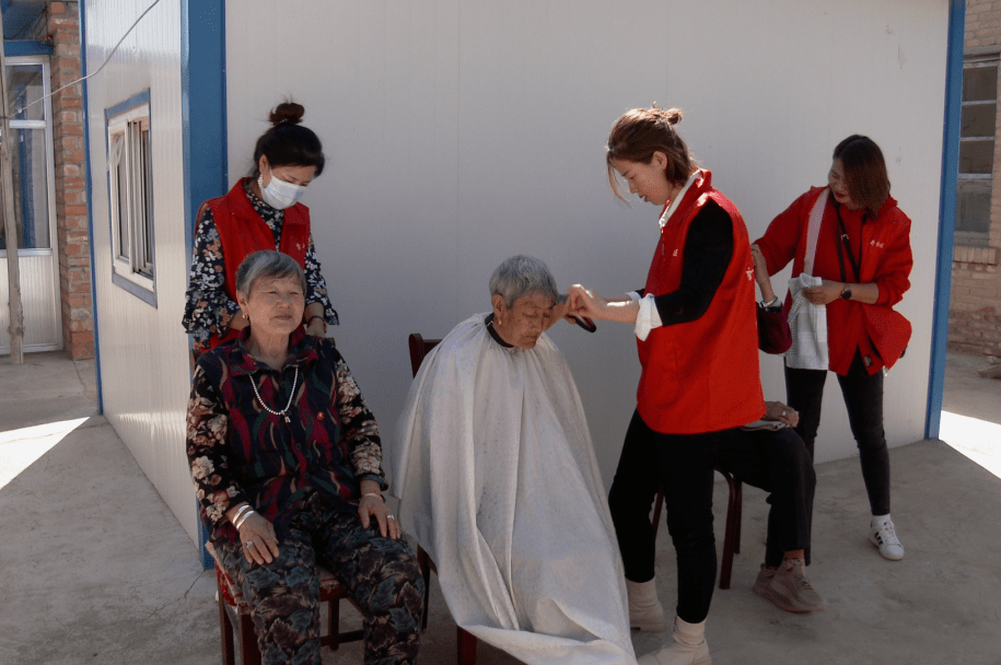 2024新澳生肖走势图,实际调研解析_CTF81.461跨平台版