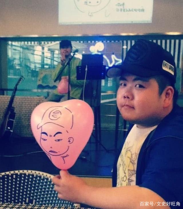 小胖Snoopy最新照片，获取与分享的指南