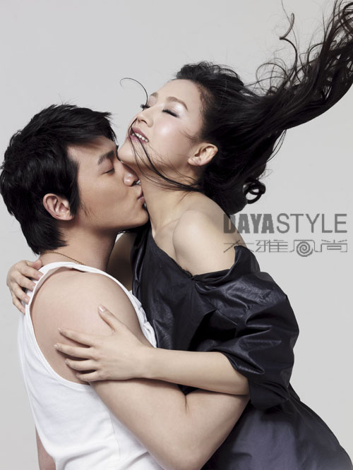 济州夫妇最新照片,济州夫妇最新照片，爱情与美丽的交织