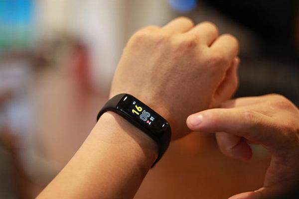 最新乐心手环，智能生活的时尚必备之选