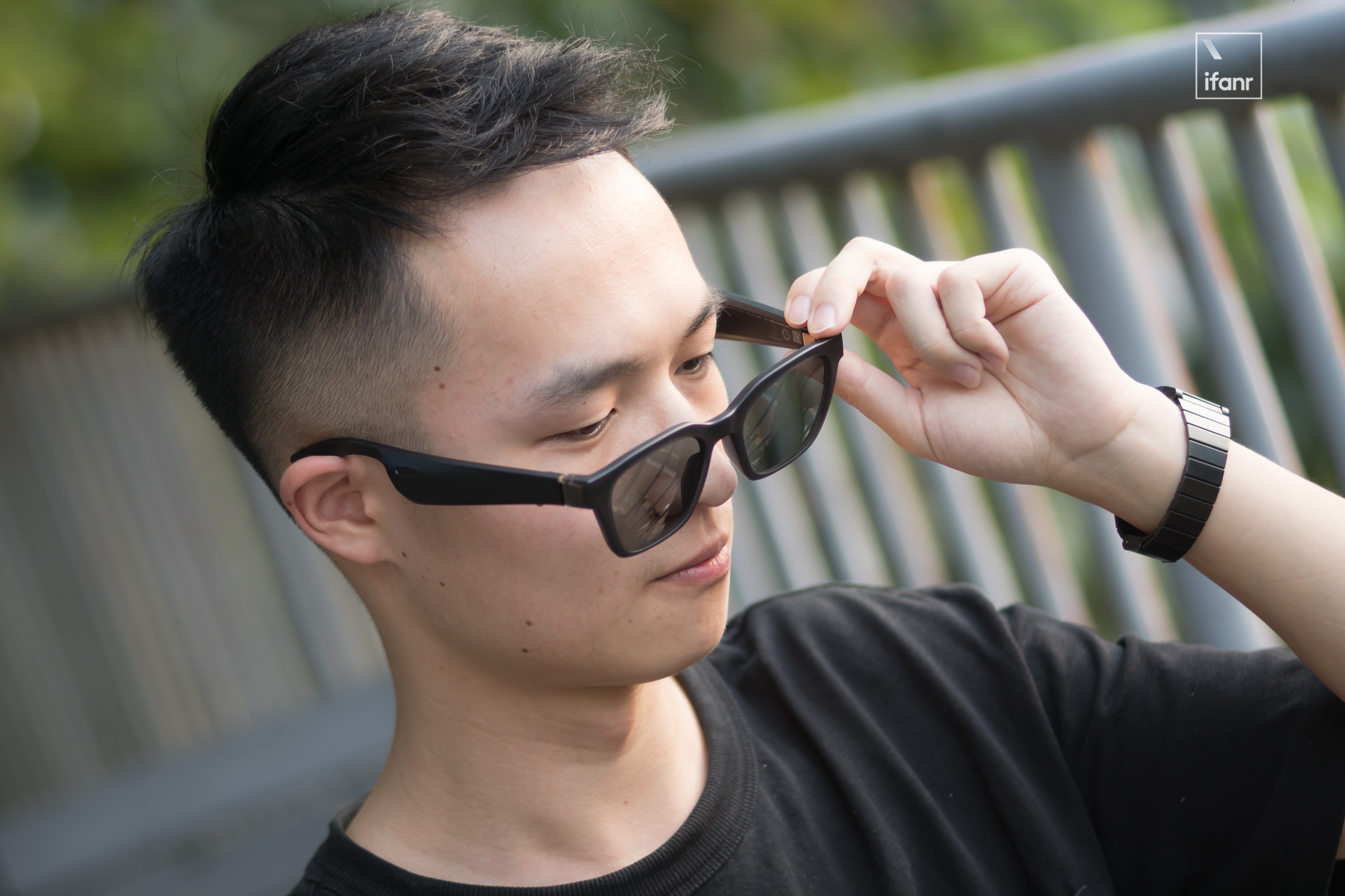 最新潮眼镜，时尚、科技与舒适完美融合