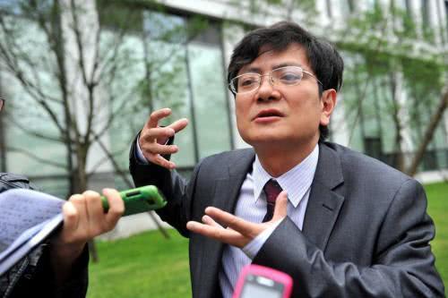 贵大郑强最新演讲揭秘,小巷深处的风景与美食瑰宝