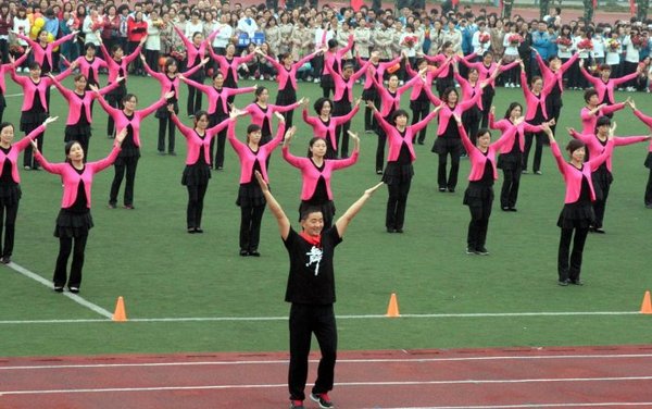 蔡禄芳最新广场舞专辑,舞动自信,展现学习变化的力量