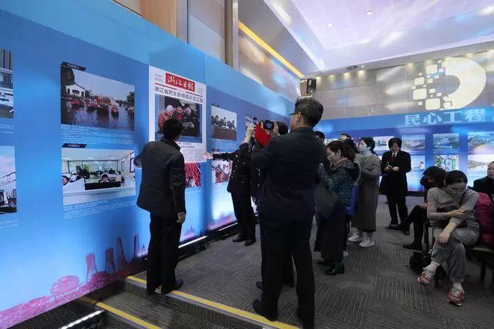 新奥精准资料免费大全,现代化解析定义_冷静版34.386