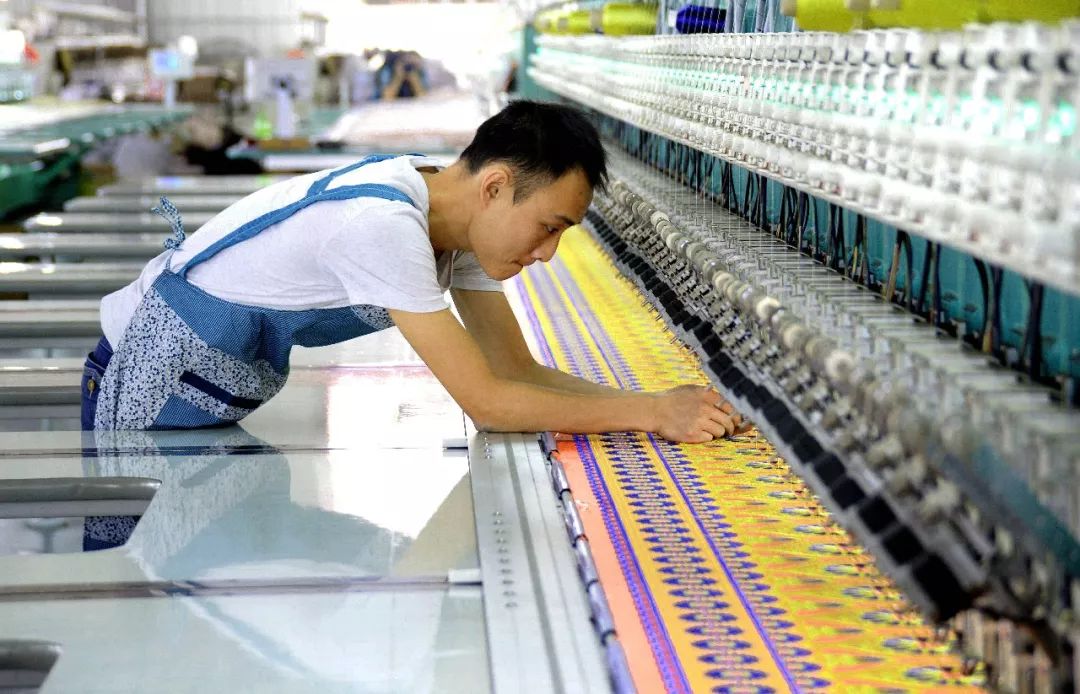 最新绣花厂招聘,小巷中的职业宝藏