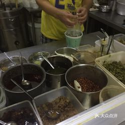 法治在线最新一期与小巷美食探秘，法治与美食的双重呈现