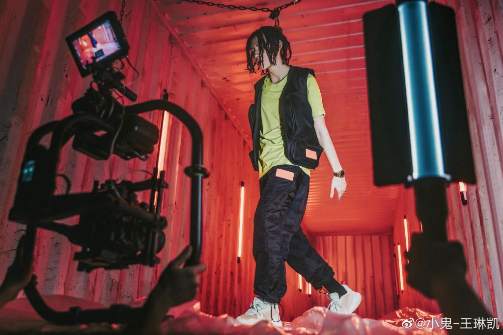 小鬼最新综艺节目,潮流与文化的激情碰撞之旅