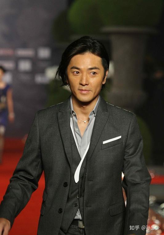 李嘉明，银幕到心灵，自信成就之光之路