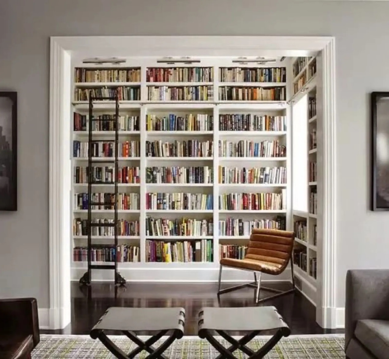 最新款书柜,揭秘其与家的温馨故事