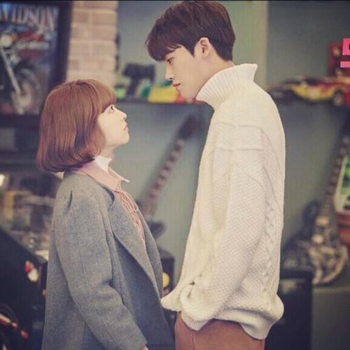 最新热门韩剧与探索自然美景的治愈之旅