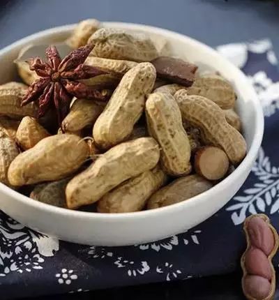 花生米最新价格,日常故事中的价格波动