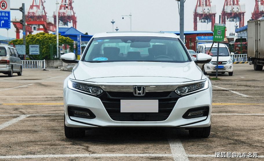 最新款本田雅阁,家的温馨与友情的纽带展现风采
