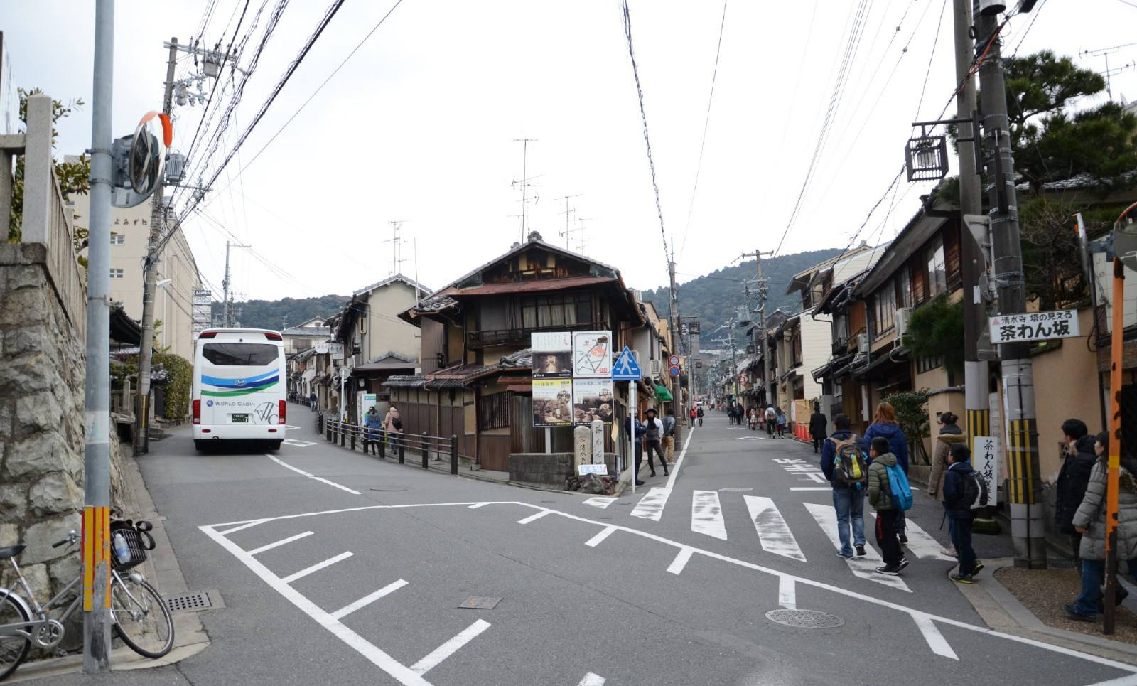广州最新隔离政策下的独特小巷风情与美食探索之旅
