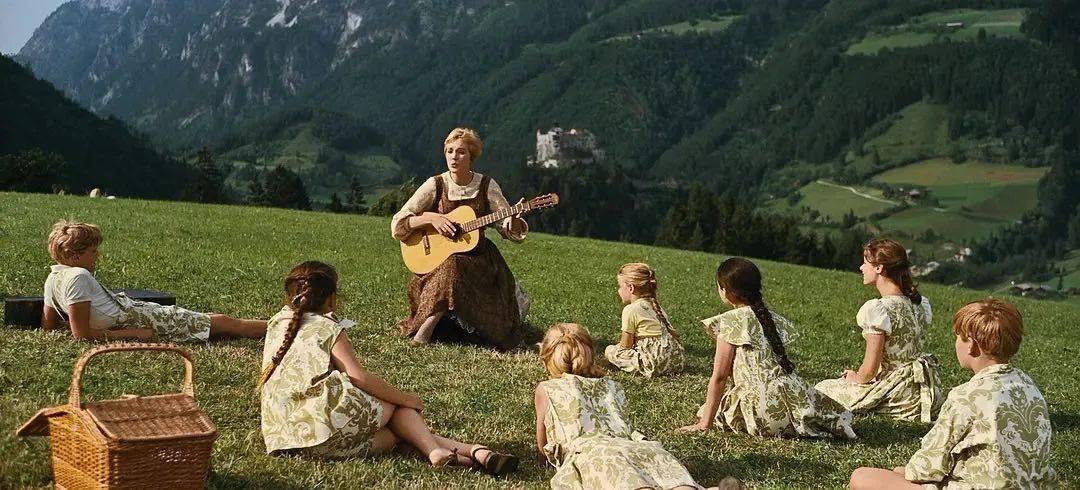 最新电影影评与踏遍自然美景之旅的双重探索