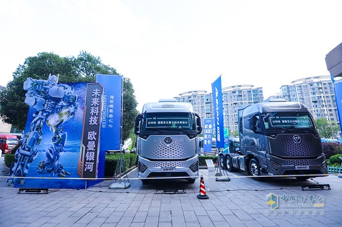 福田戴姆勒最新款自卸车科技巨献,重塑未来运输业标杆